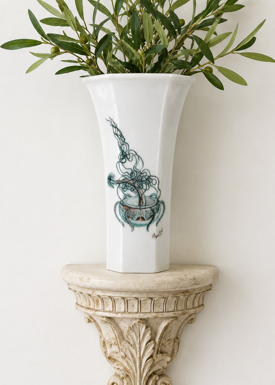 Coastal Octopus Porcelain Vase – Elegant Nautical Home Décor