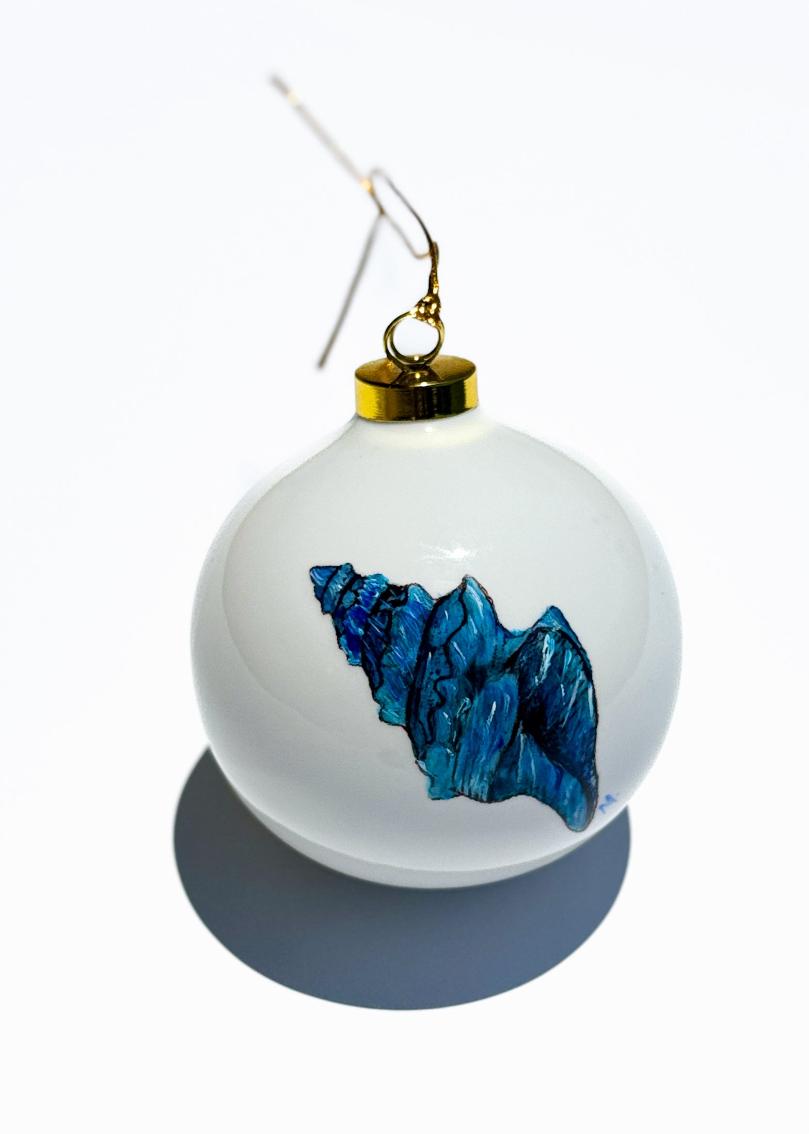 Seashell Coastal Round Ornament