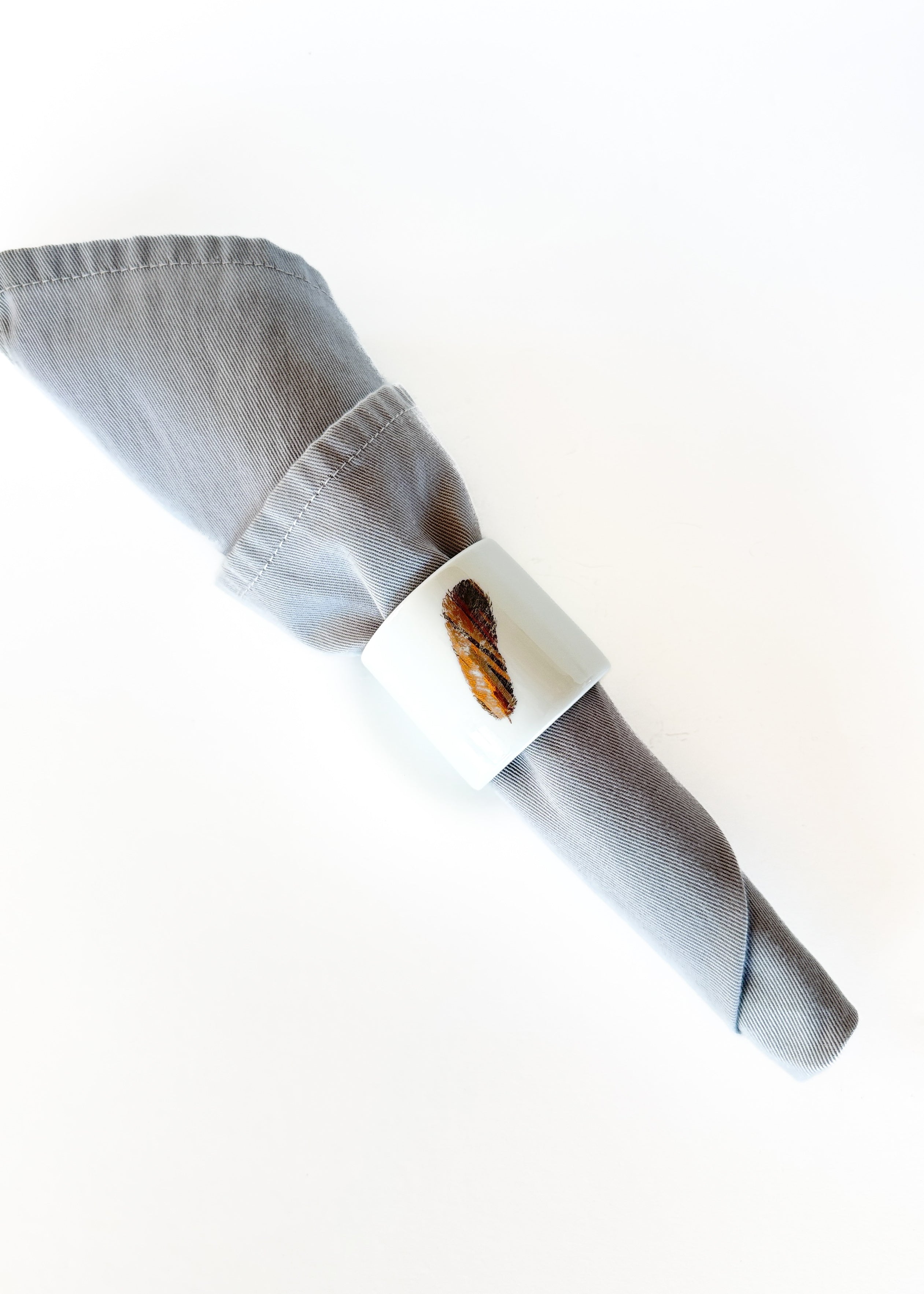 Feather Porcelain Napkin Rings Gold