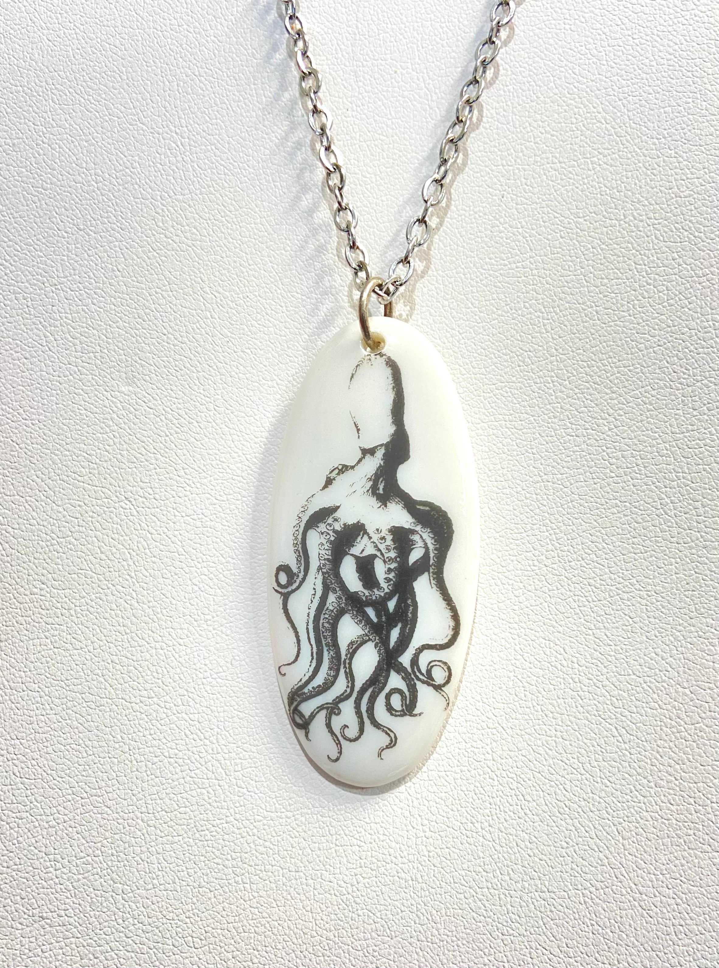 Black Octopus Oval Porcelain Pendant Chain Necklace