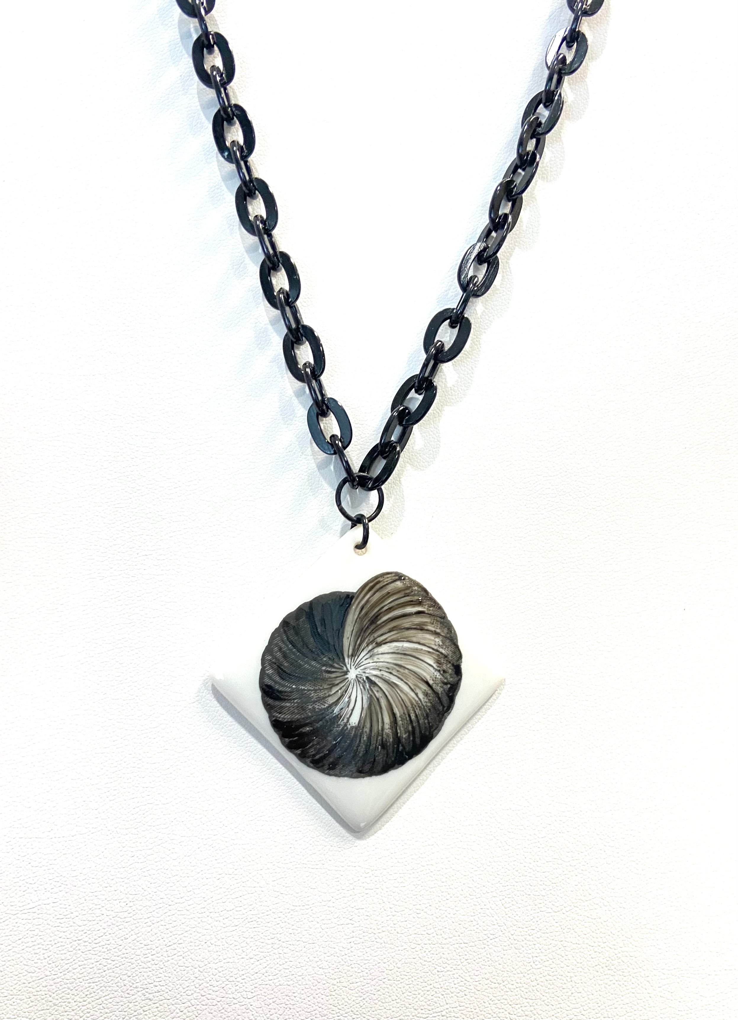 Seashell Porcelain Pendant Black Chain Necklace