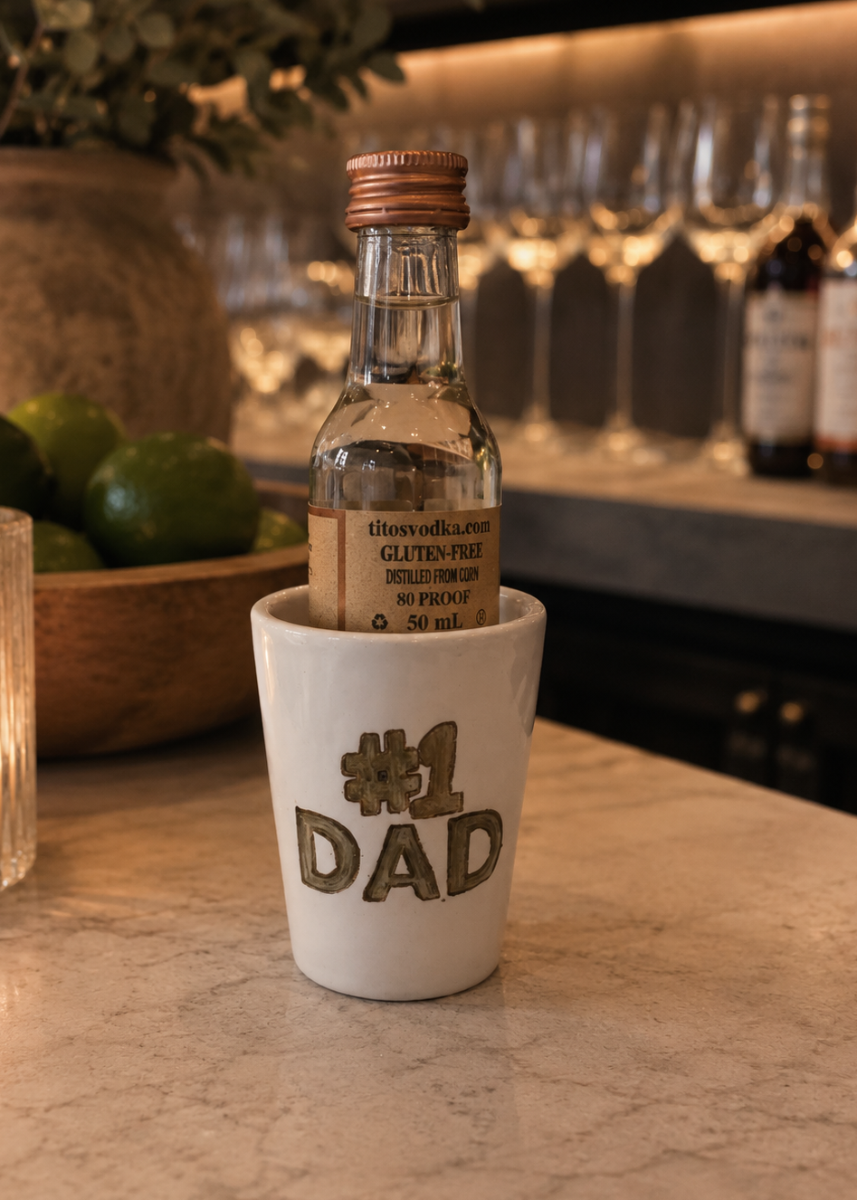 #1 Dad Porcelain Shot Glass Gift Set with Mini Bottle Holder