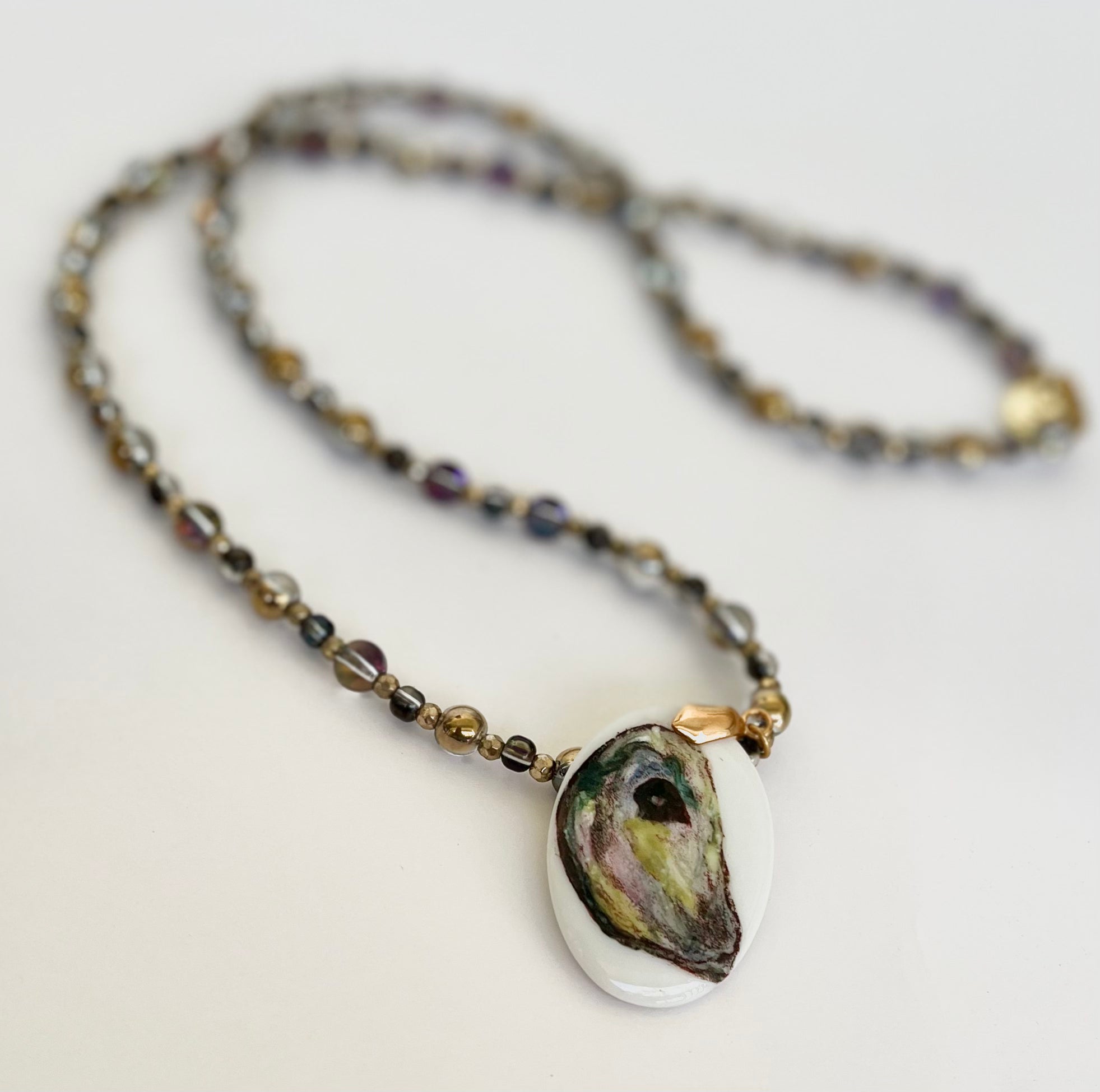 Oyster Shell Pendant Beaded Necklace