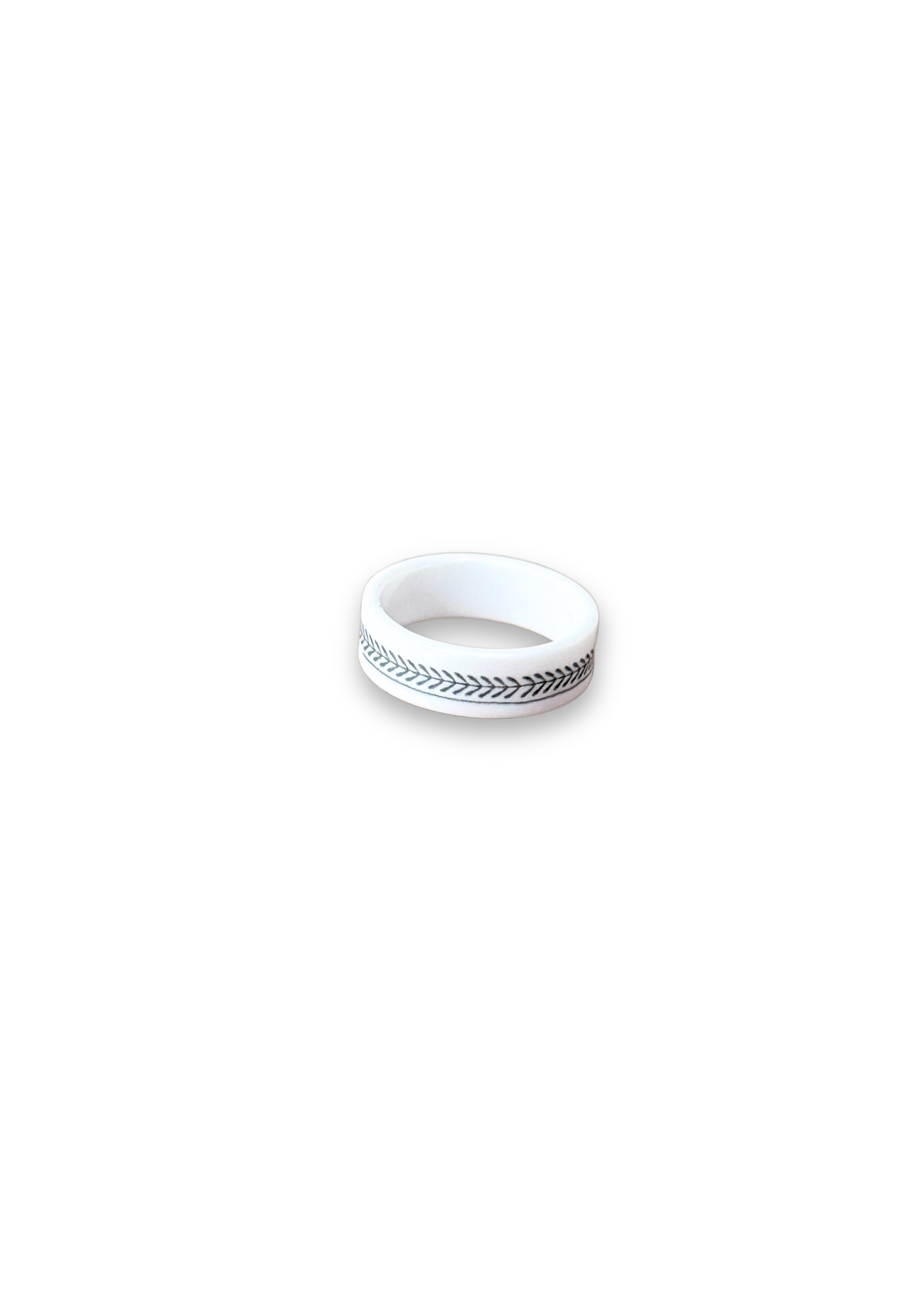 Geometric Porcelain Ring – Size 7