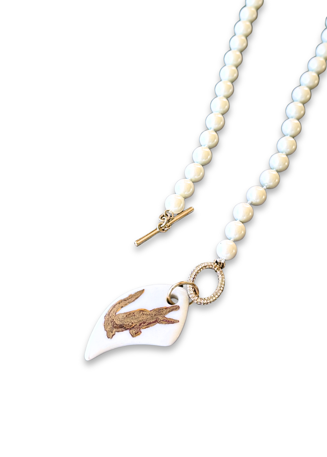 Pearl Gator Pendent Necklace