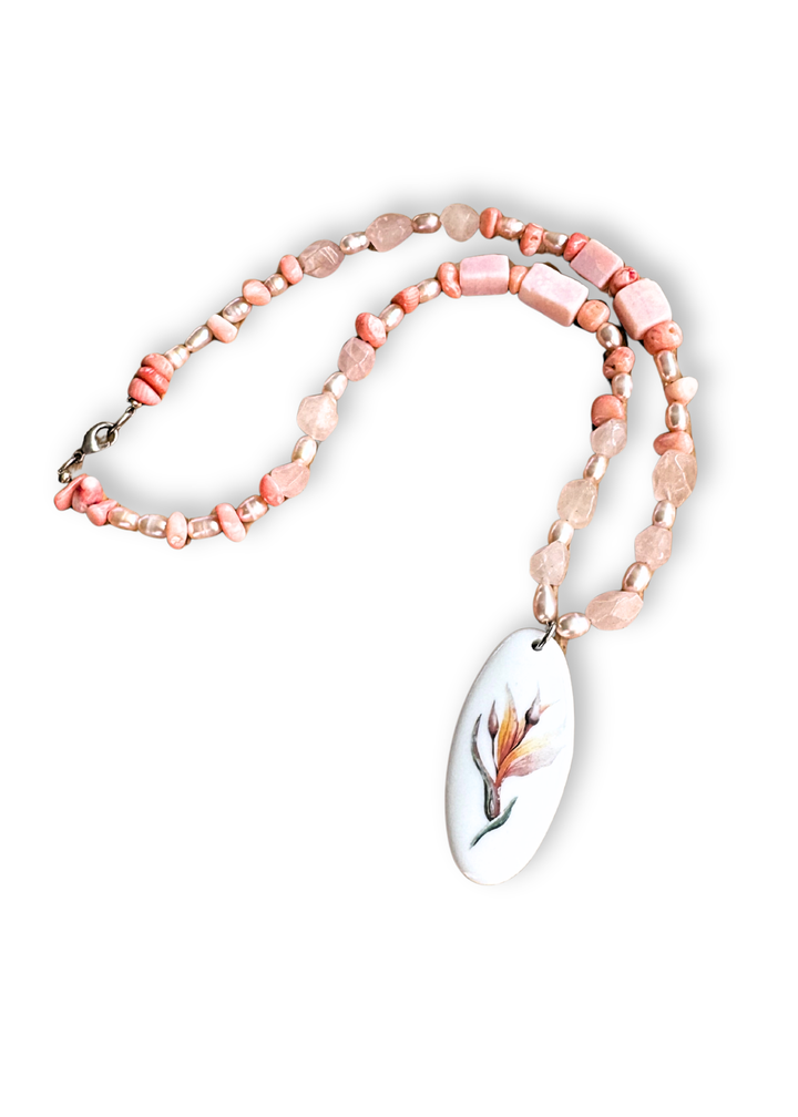 Floral Pendant Beaded Necklace