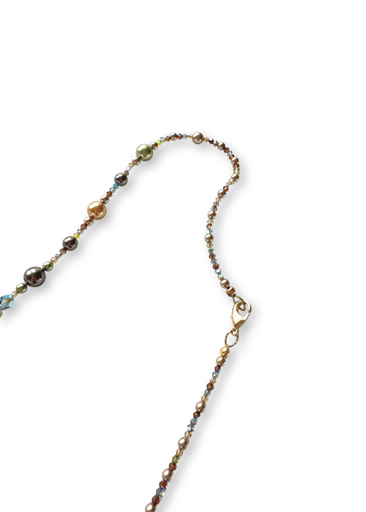 Floral Pendant Beaded Necklace