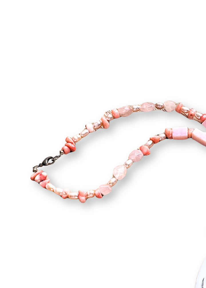 Floral Pendant Beaded Necklace