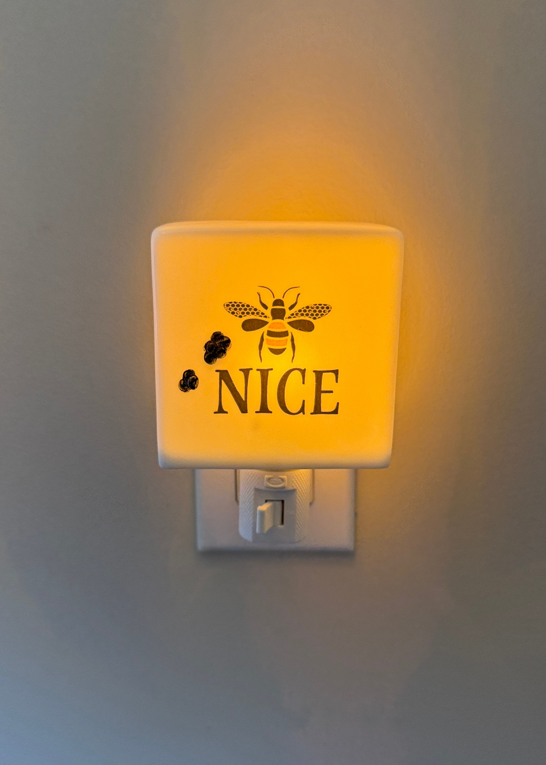 Bee Nice Porcelain Night Light