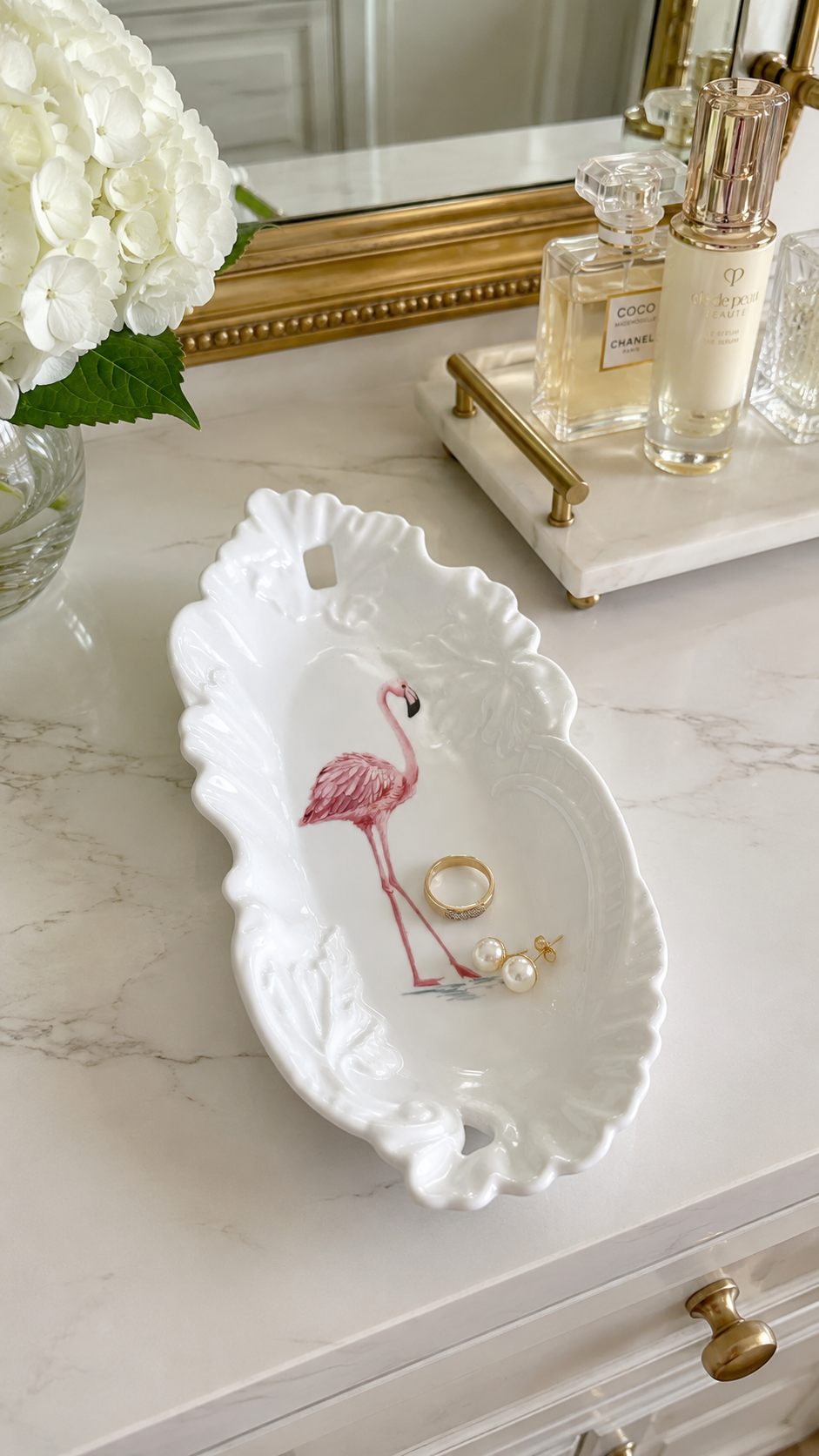 Hand-Painted Flamingo Porcelain Tray – Elegant Coastal Jewelry & Ring Holder