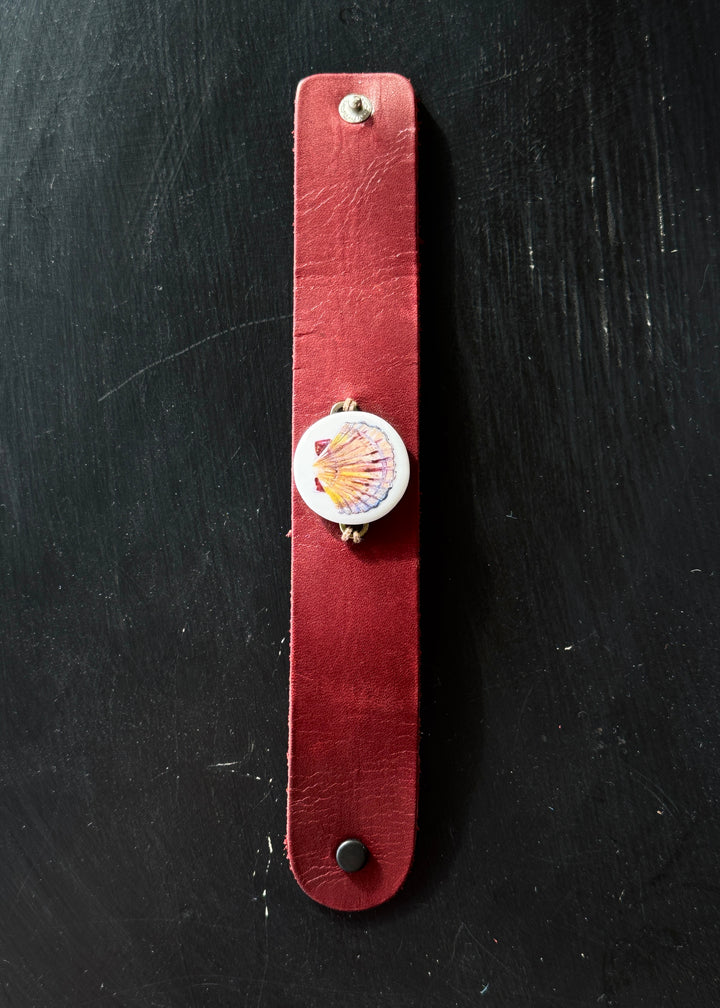 Hand-Painted Seashell Porcelain Pendant Leather Bracelet