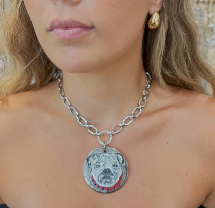 Bulldog Face Circle Pendant Platinum Background Pendant Chain Silver