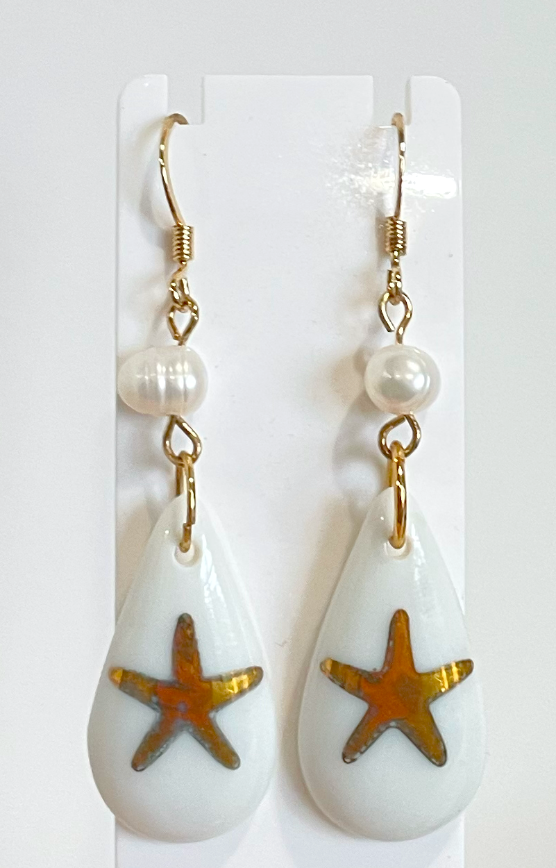 Star earrings, with pearl