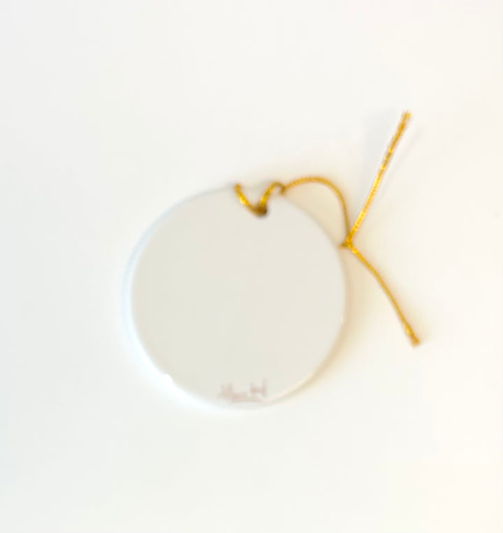 White Round Porcelain Ornament – “Noel” with Manger Scene, 2.75”