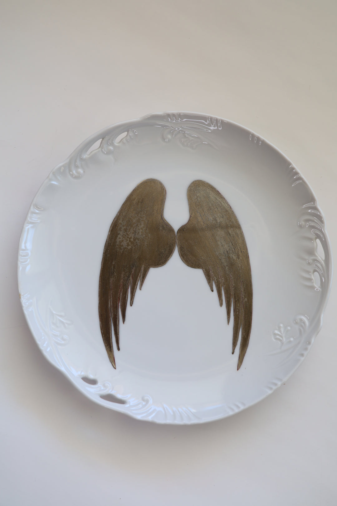 Angel Wing Platter in Platinum
