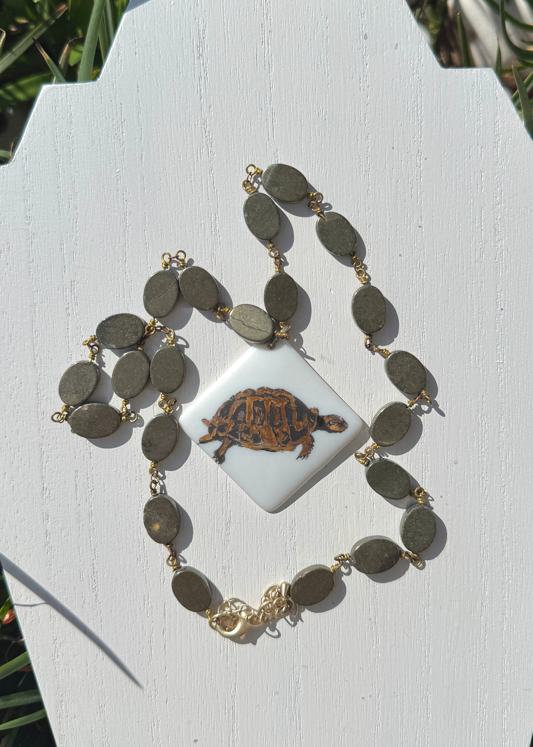 Gold Seaturtle Necklace