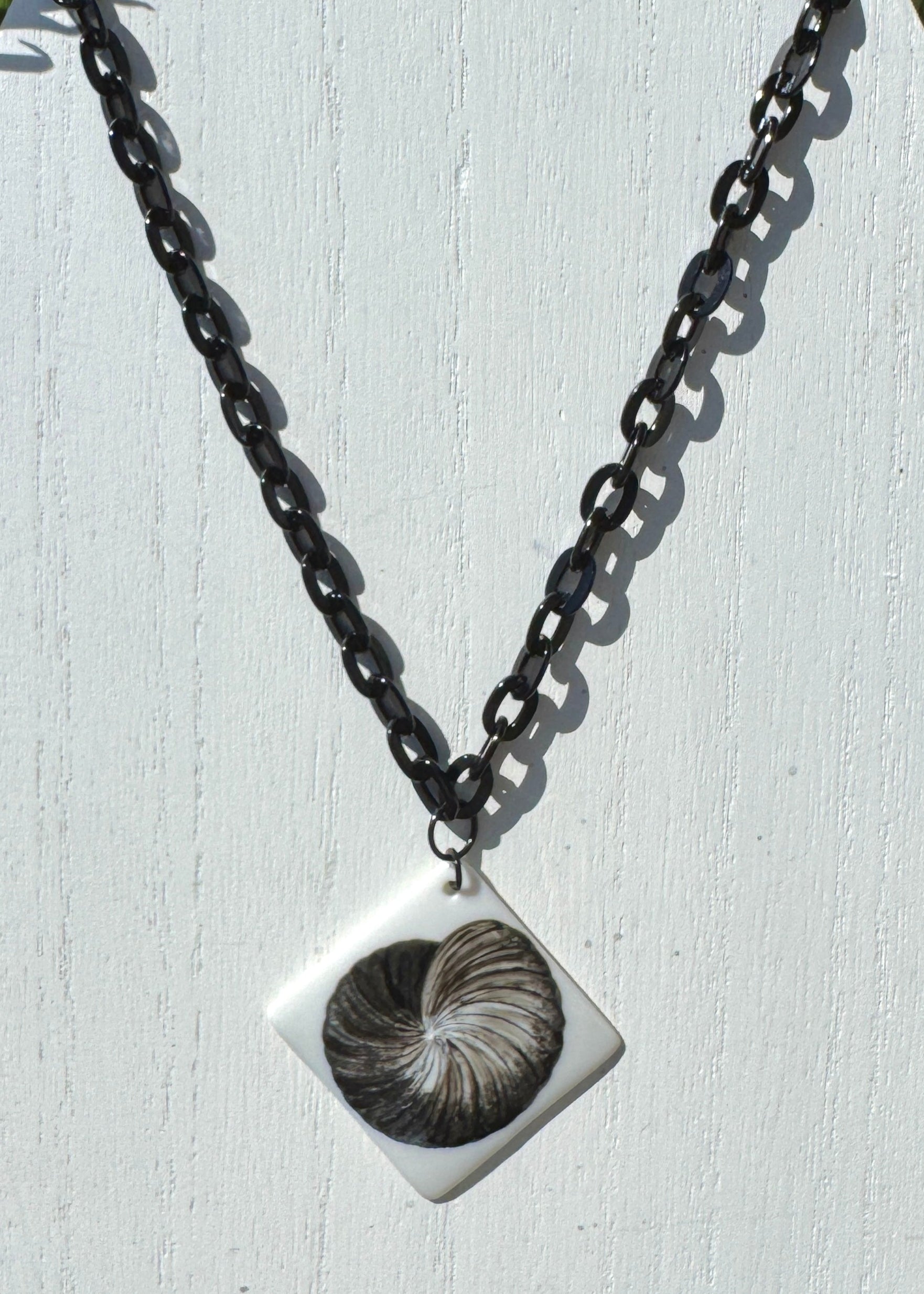 Seashell Porcelain Pendant Black Chain Necklace