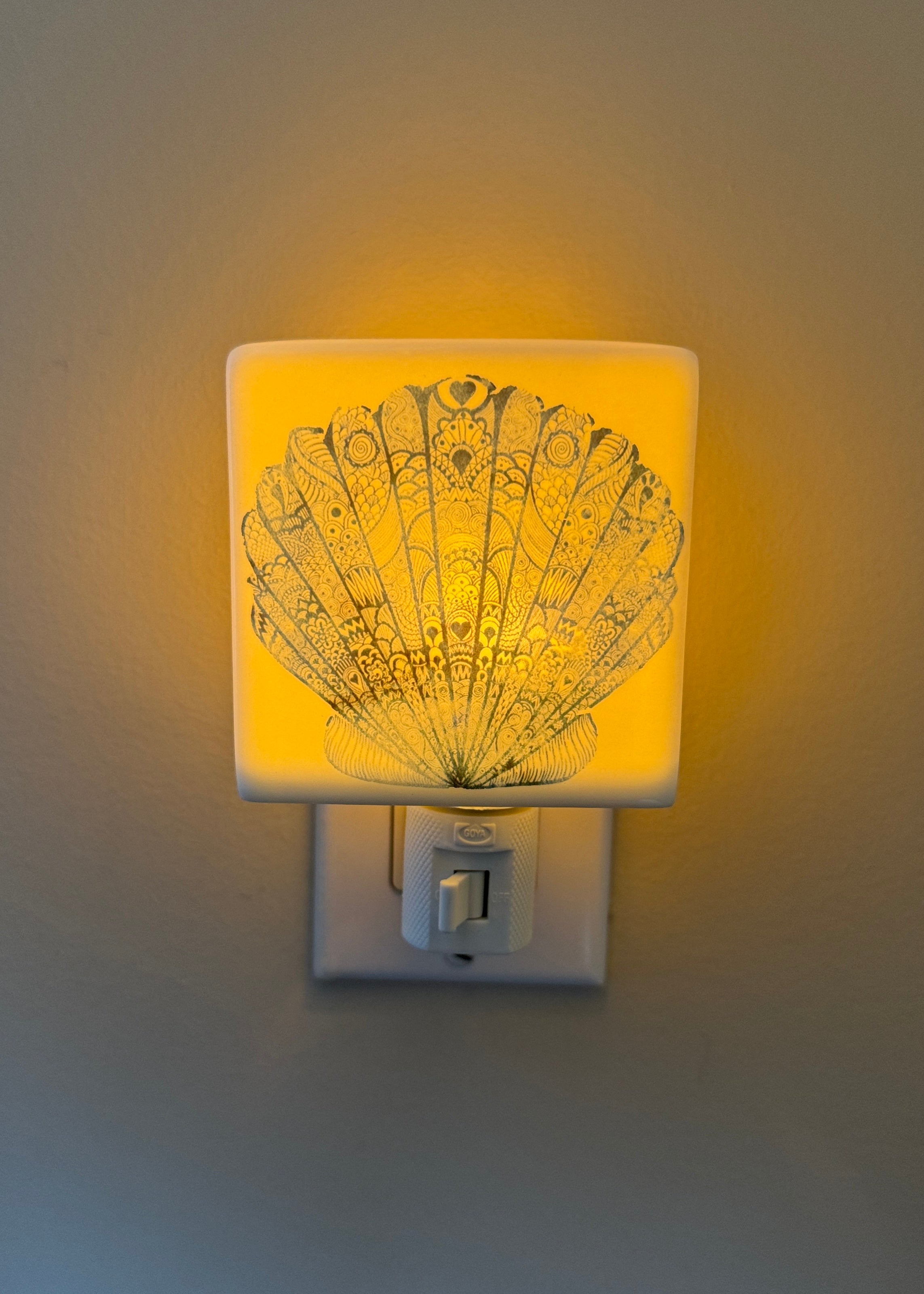 Coastal Seashell Porcelain Nightlight