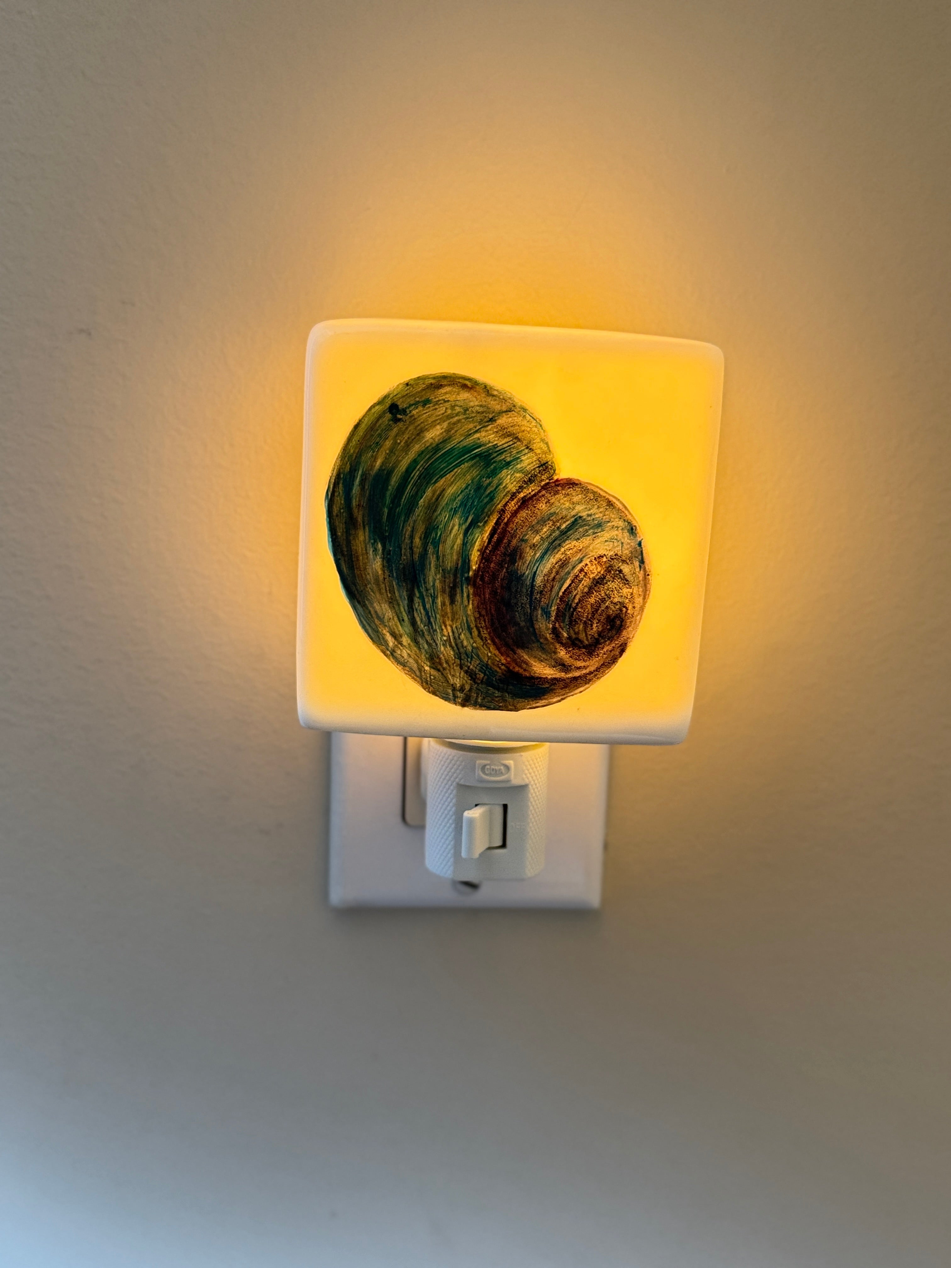 Turquoise Shell Porcelain Nightlight