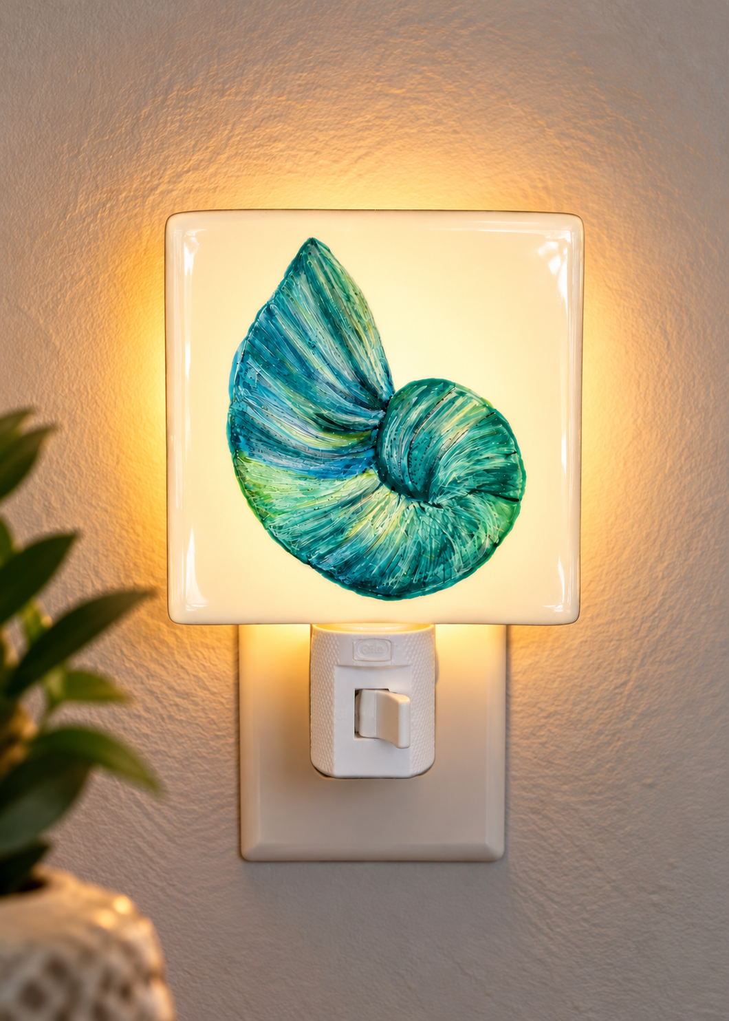 Hand-Painted Shell Porcelain Nightlight Green Turquoise